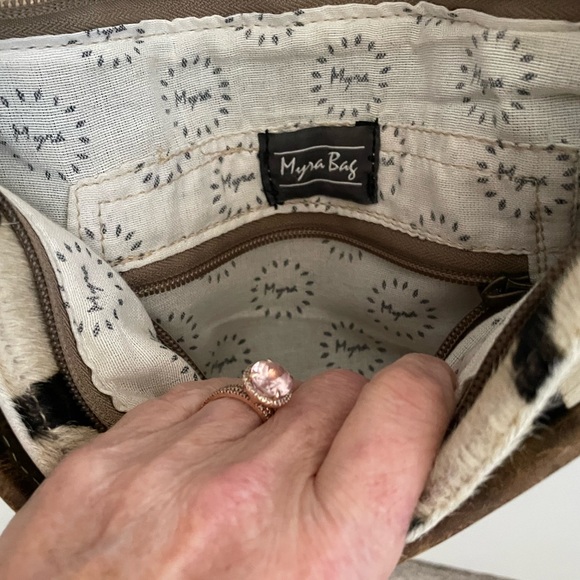 Myra jungle Jim zebra striped leather crossbody purse - Picture 5 of 8